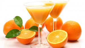 เครื่องดื่มที่ไม่ควรทาน ตอนท้องว่าง น้ำส้ม น้ำสัปปะรด