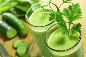 ดื่มน้ำผักผลไม้ เพื่อประโยชน์ดี ๆ ของสุขภาพ